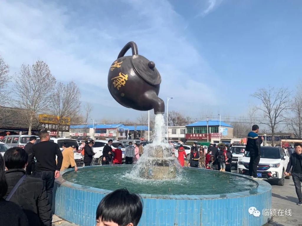 漯河人免费入园!这个景区春节人山人海,好热闹...