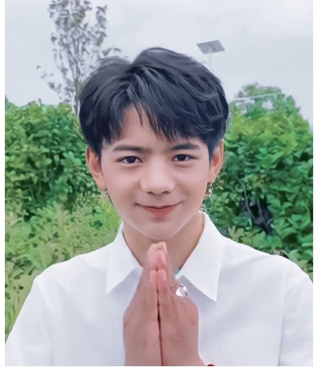 路透|《中餐廳》5路透，丁真和姚安娜一起逛超市，二公主超照顧弟弟！