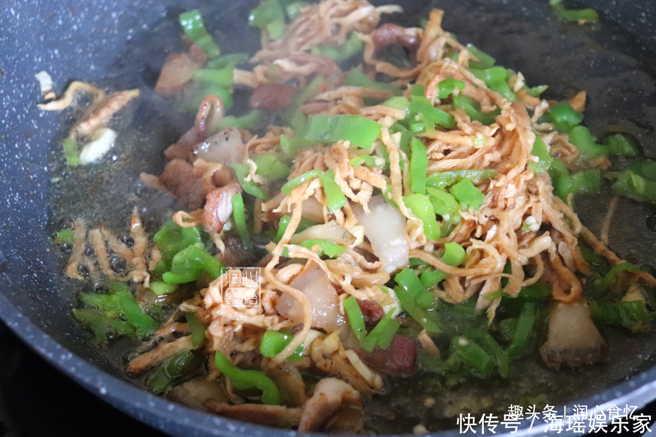 碰到|冬天,妈妈碰到这菜一买就是30斤,晒干存着,过年给家人做下酒菜