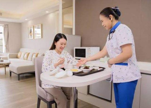 月子|生完孩子,80后宝妈一夜变成“老太太”,如今生活却让人羡慕