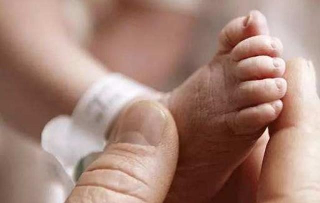 宝宝|为什么新生儿的身高都是50厘米是凑巧,还是护士真的测错了