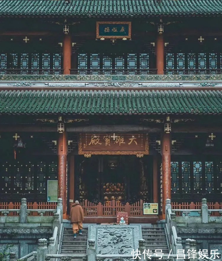 曹操$一位老僧的告诫:身边有小人,默念这2句话,随即化解