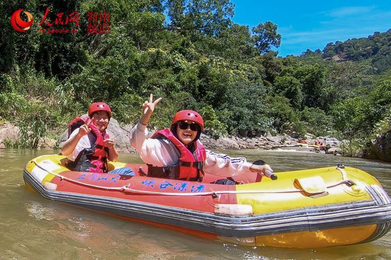 五指山|海南五指山：夏日漂流享清凉