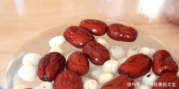 失眠最怕的一道菜,价格便宜还安神,一觉睡到