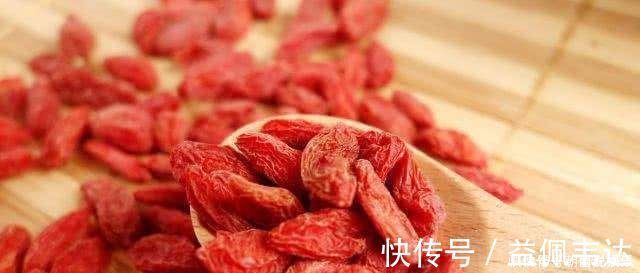 肝脏|5种食物是天然的“强肝王”,经常吃一点,养肝排毒远离肝病