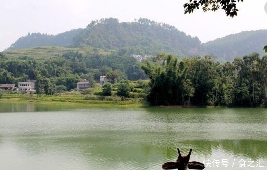 桂林阳朔神秘消失的湖，犀牛湖一夜间消失(水底有暗河)