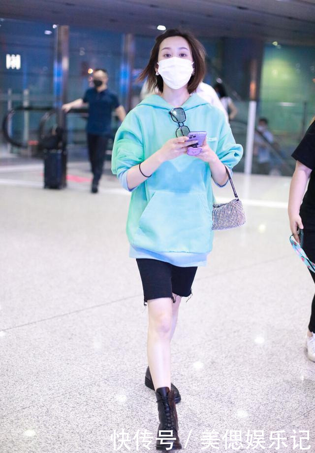 气质 今年卫衣该咋选?雾霾蓝薄荷绿各有特色,搭配好太时髦