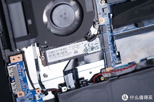 gpu|高能预警 机械革命旷世水冷版游戏本评测