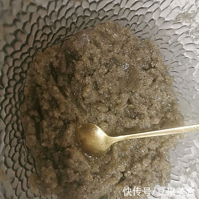 早晨来一碗红茶酥，大人小孩都爱吃