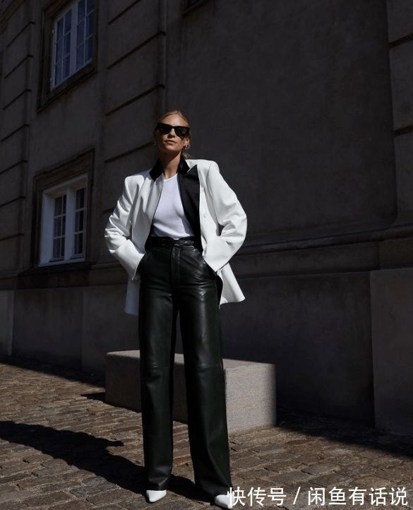 女人|女人过了40岁,穿得越简单越高级,冬天能玩转“黑白配”就是高手