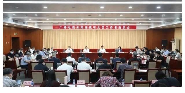 广电颁布“限籍令”？看看这5位明星是怎么做的