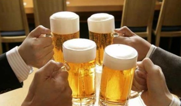 请人喝酒,不会说开场白可不行,会说4句话,让客人刮目相看!