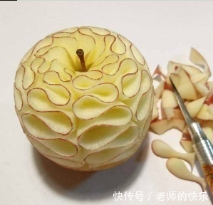 |搞笑段子:本人男护士,一病人车祸截了双下肢,每天嘻嘻哈哈…