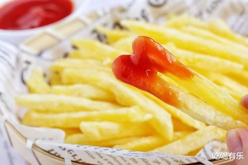 土豆薯条，学会在家随便做，一样外酥里嫩滋味浓，一次吃个够