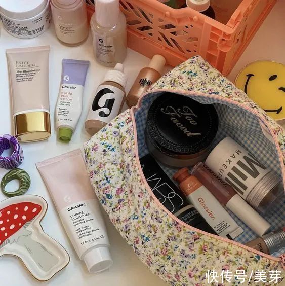 x90|为什么彩妆越买越少，却变得更美了？