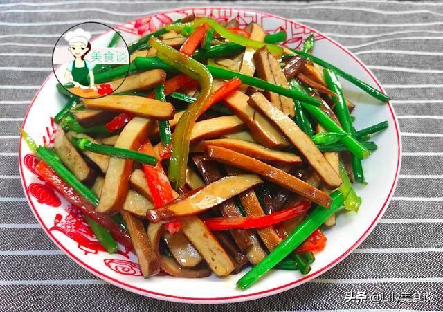 食材|夏天,最该吃的不是韭菜,而是它,是素菜却比肉都香,停不下筷子