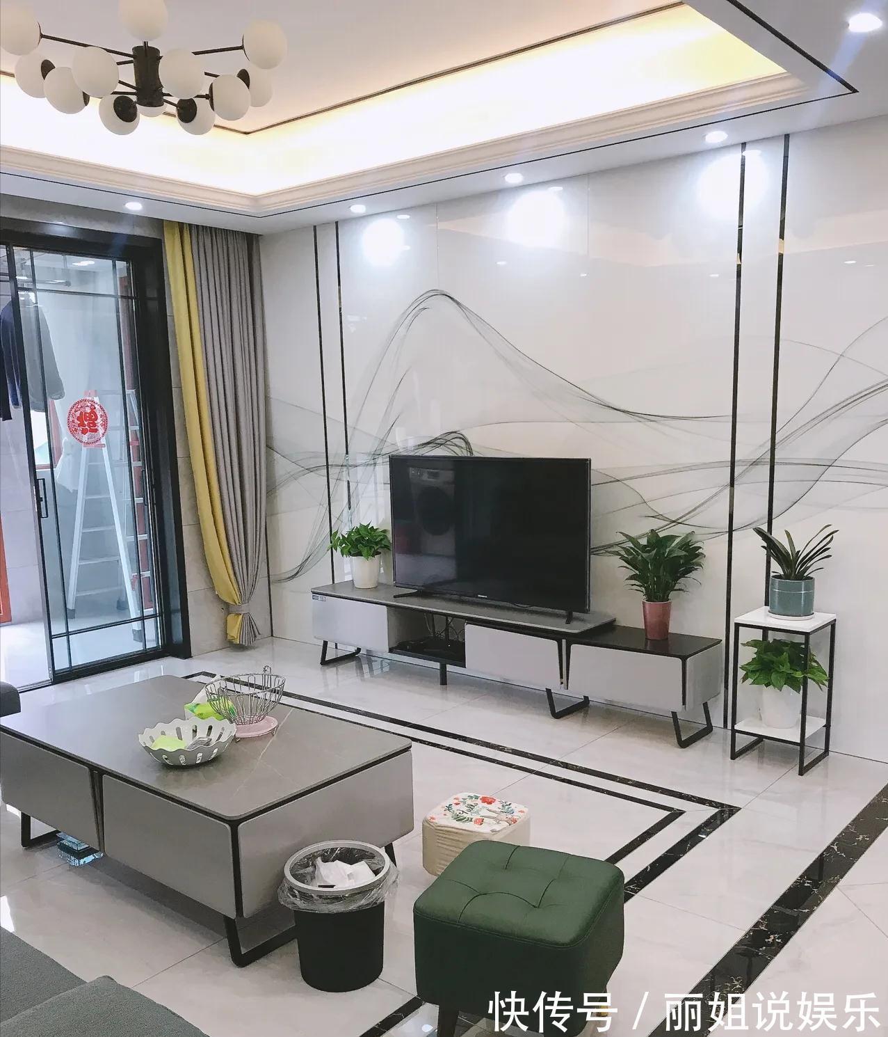 客厅式|房屋装修,为什么不听父母劝坚持“6不装”?答案:住着舒服