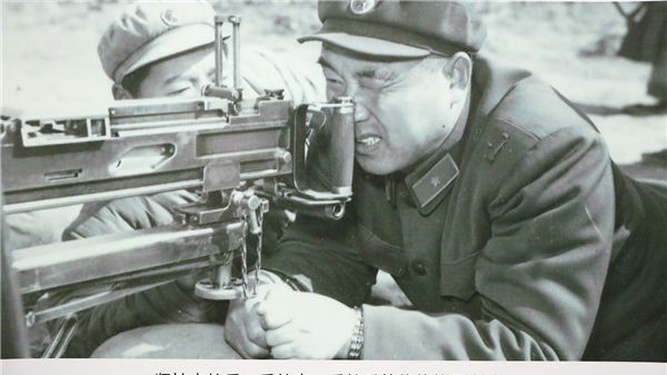 年才|参军7年才当排长,但他大器晚成,后来成就比开国十大将都高!