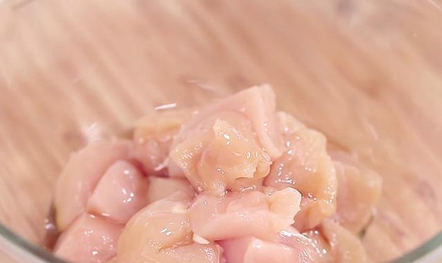 鸡蛋和这肉是绝配,吃多也不胖,减脂又增肌