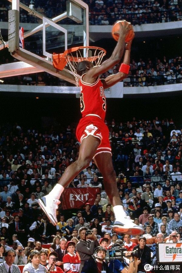 史上最成功的个人标志，Air Jordan「Jump Man」背后的故事