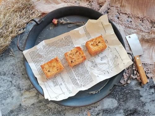  大蜜食堂｜巨好吃的蒜香面包虾～get吐司虾滑新吃法