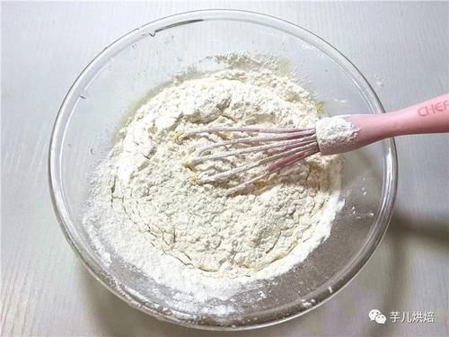 家用|谁说做蛋糕一定要用烤箱？教你在家用平底锅做，2分钟就学会！