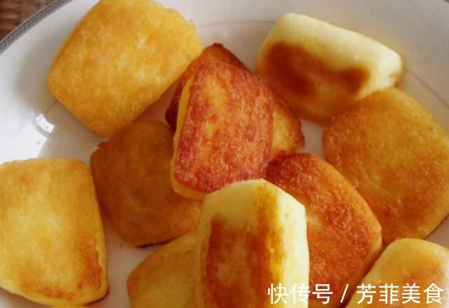 炸馒头片，别裹鸡蛋液了，教你1招技巧，馒头片外酥里嫩，不吸油