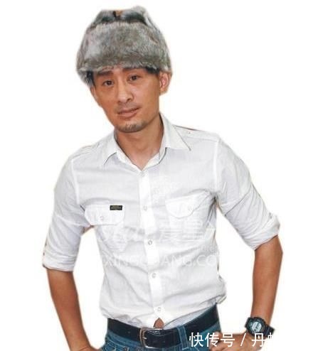 《星光大道》一战成名,“放羊娃”阿宝,假身份被拆穿后如何了