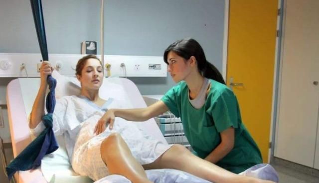 产妇|生孩子时，孕妇经历过的4件“尴尬事”，过来人都心有余悸