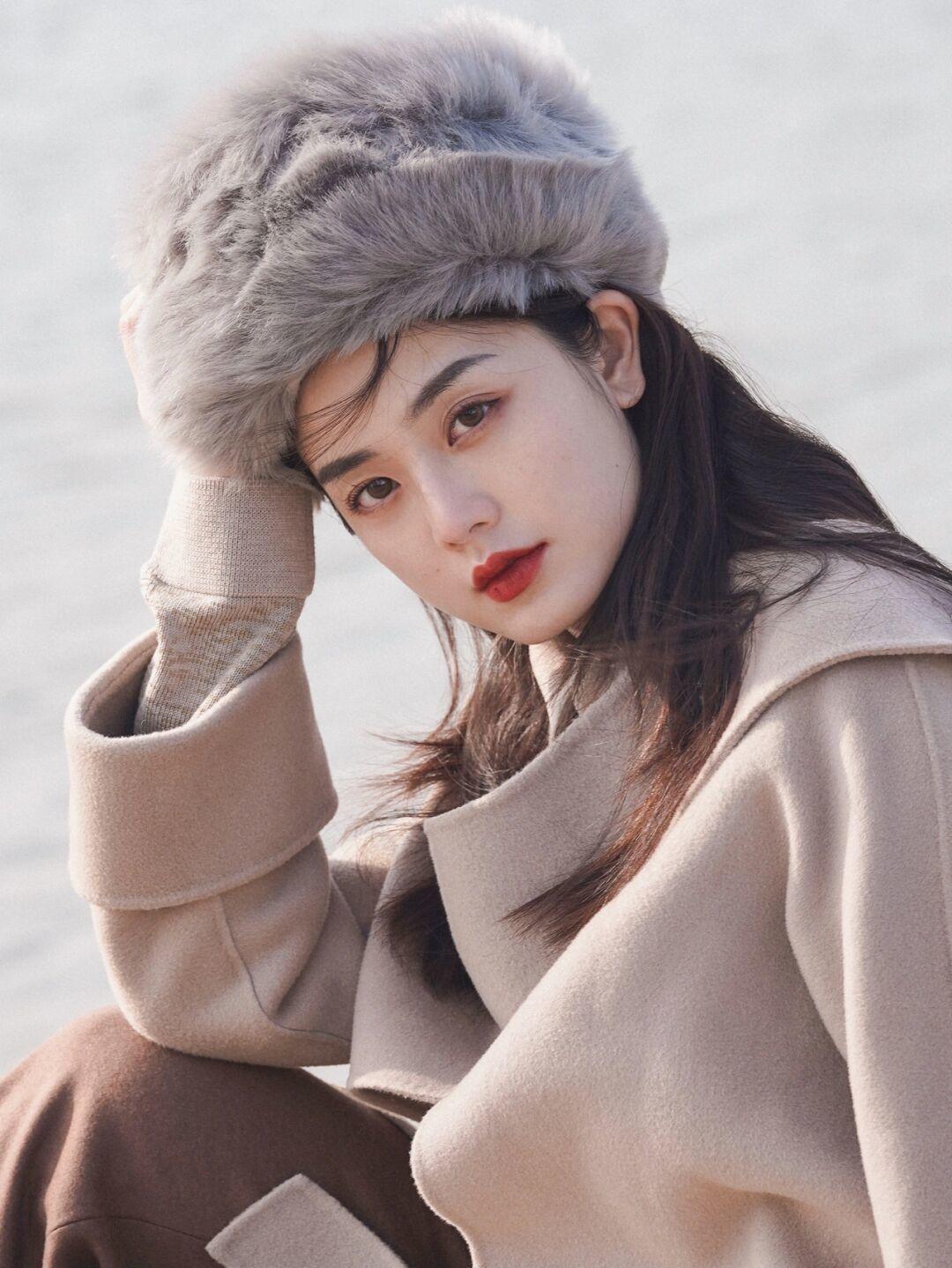 百搭 这些才是“毛呢外套”的高级穿法,优雅精致又百搭,舒适温柔