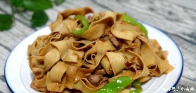 身高|表弟12岁身高1米7,就是爱吃“它”,吃再多不会腻,个子还在窜