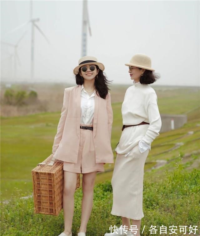夏日 用心变老而不是装嫩,这些妈妈辈博主的夏日穿搭,优雅高级又气质!