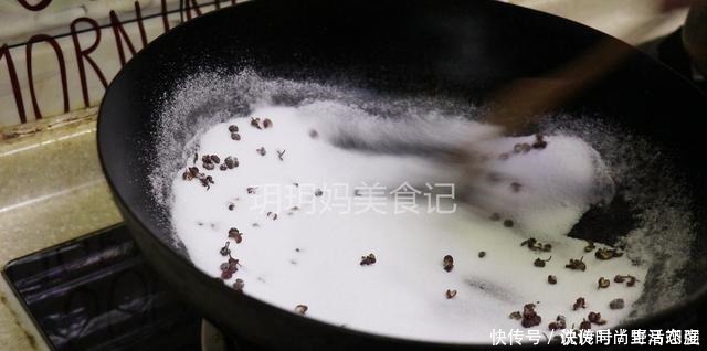 教你正宗腌腊鱼的方法,配料简单味道足,保存时间越长吃起来越香