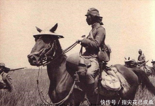 挑水|日军打扮成八路军,还帮老乡劈柴挑水,结果因一泡马粪被全歼