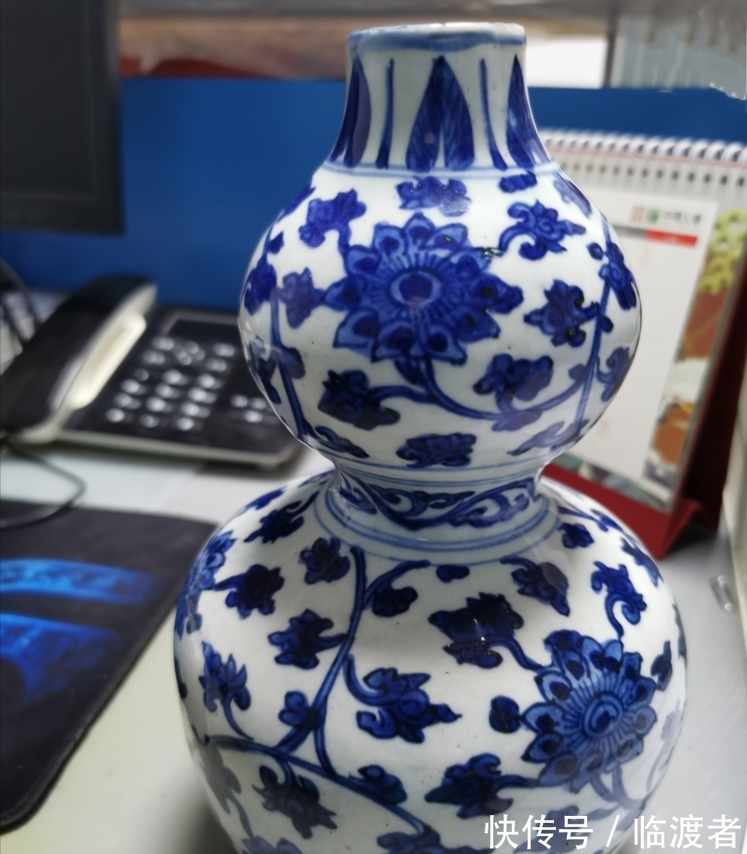 花头$崔凯:青花葫芦瓶,绘画没有章法!