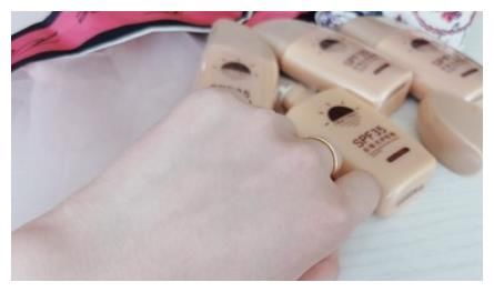 为何擦了防晒还是会变黑？这些“误区”要避免，否则没任何效果