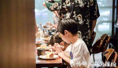 同龄人|儿子请同学喝星巴克被老师批评,宝妈霸气回怼“又没花你家钱”