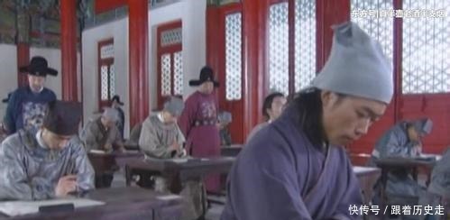 千古绝对, 上联 画上荷花和尚画, 纪晓岚的下联实在经典!