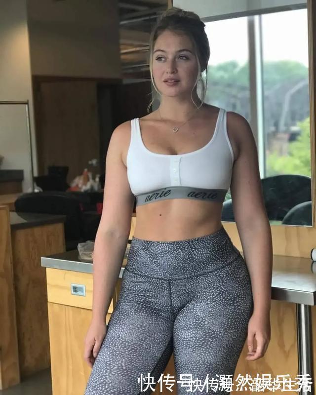 马甲线|大码模特180斤却没有赘肉，还能看出马甲线！减肥别太看体重