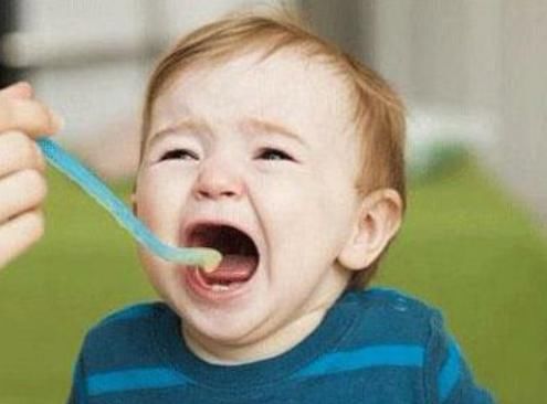 宝宝|一个爱玩手机的宝妈 会给宝宝造成哪些影响？别不在意哦