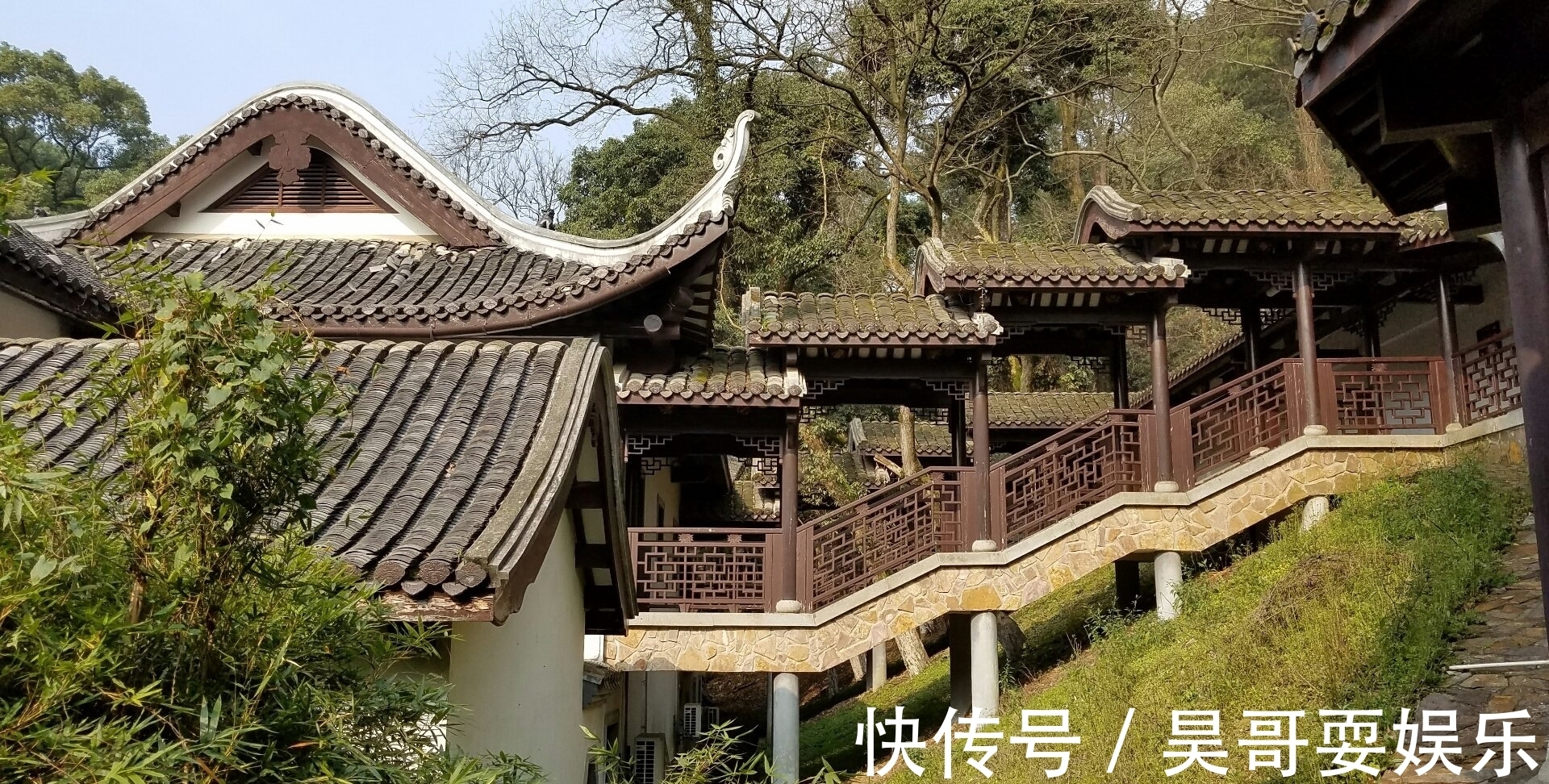 景区|甘肃高颜值景区走红，与湖南岳麓山同名，距定西市93公里