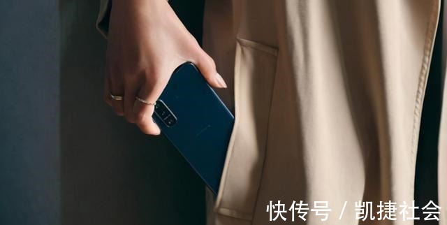 小屏手机|2021年小屏手机怎么选？目前只有这四款，配置可圈可点
