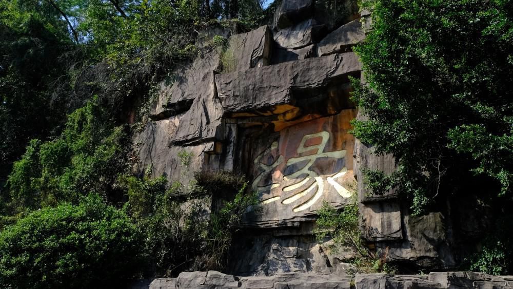  国内最大|国内第一大石雕卧佛自身难保？筹钱修建不容乐观