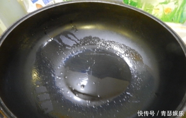 曾经是80年代最受欢迎的素菜,每家餐桌都有它,现在却少有人吃