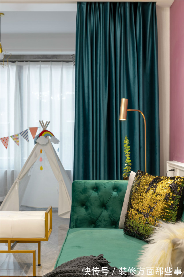 餐厅|94平现代风三居室，餐厅的设计有时尚迭起的精奢感