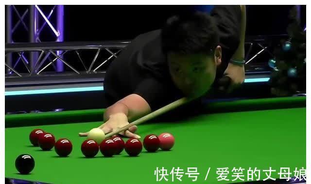 斯诺克|单杆轰出136分！中国斯诺克名将3-1利索夫斯基，第一个晋级