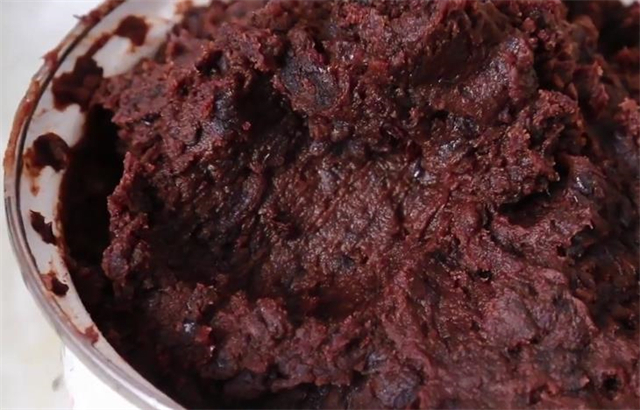 教你在家自制红豆沙馅，没有任何添加剂，香甜细腻又好吃