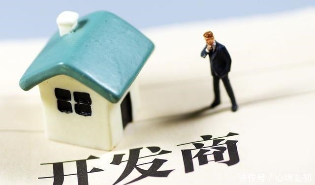户型|同一楼盘,为何“两梯四户”的先卖光,“一梯两户”却鲜有人买!
