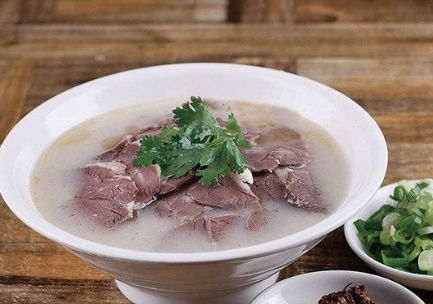 炖羊肉，“最忌”这几种调料！学会小妙招，羊肉软烂鲜美，无腥味