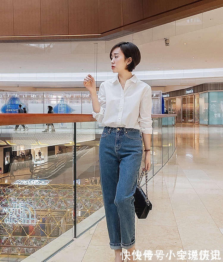 衬衫 初秋只需这3件单品就够了:针织衫、半身裙、衬衫,打造高级感